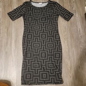 LuLaRoe Julia Black with Grey Dashes Dress Size Small